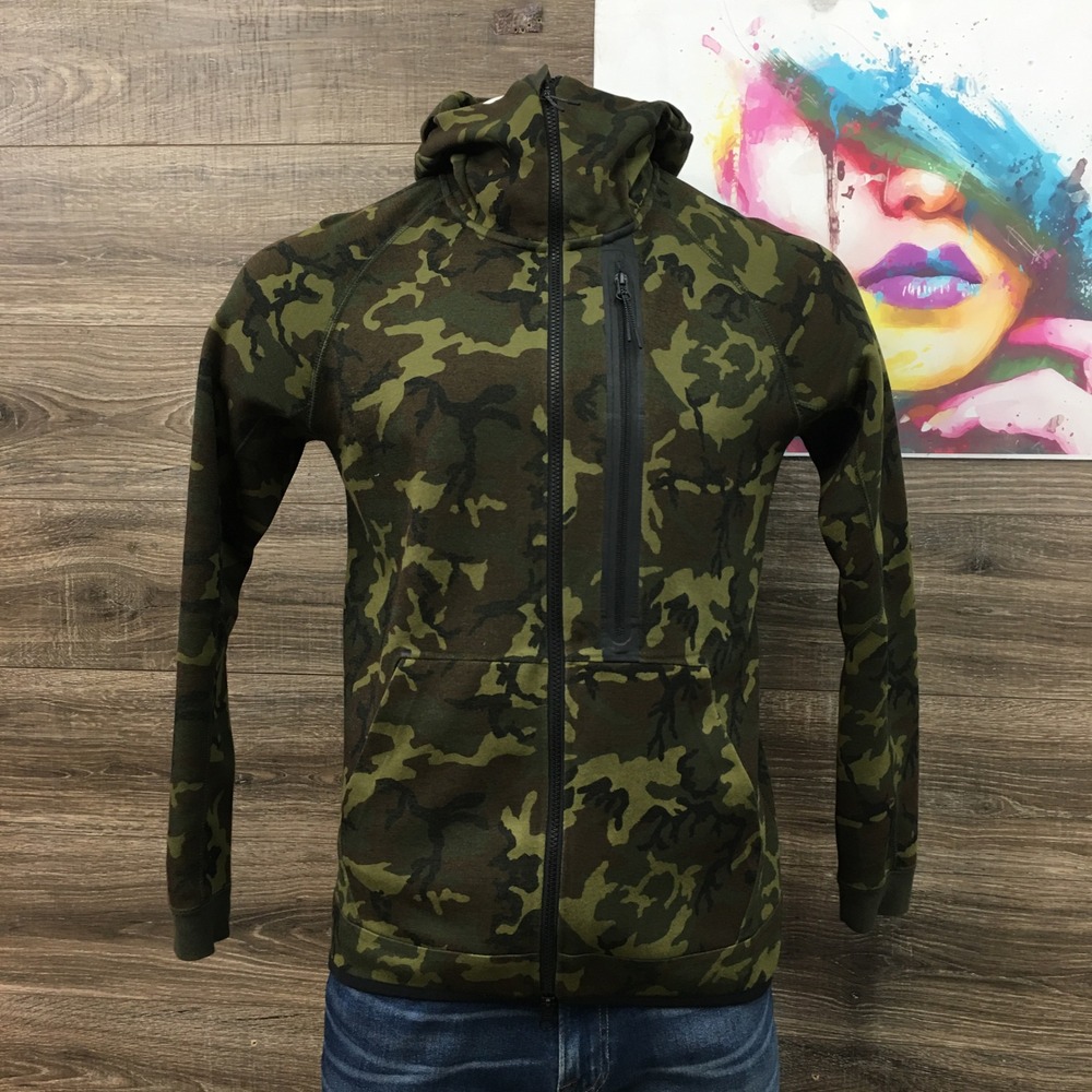 Nike Tech Jacket Mens M Fleece Full Zip Sweatshirt Hooded Green Camo‎ 678950-355